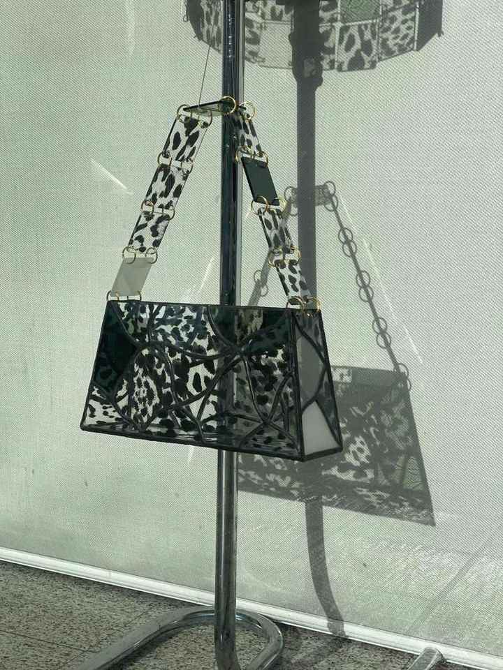 Leopard Bag shadow